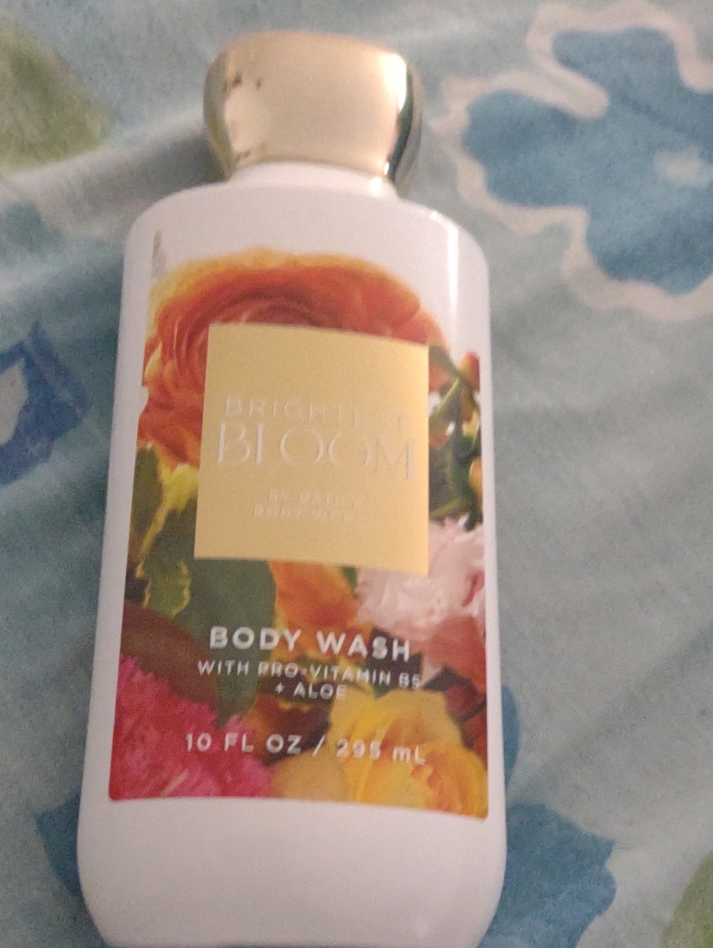 Bath & Body Works Brighten Bloom Body Wash — White & Gold Accents